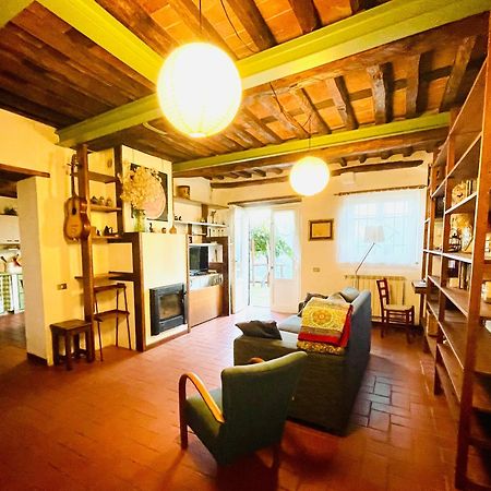 La Casa In Valli 35 バーニ・ディ・ルッカ エクステリア 写真