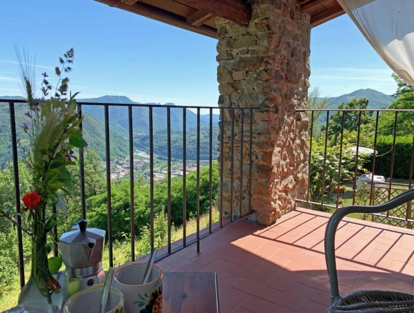 La Casa In Valli 35 バーニ・ディ・ルッカ エクステリア 写真