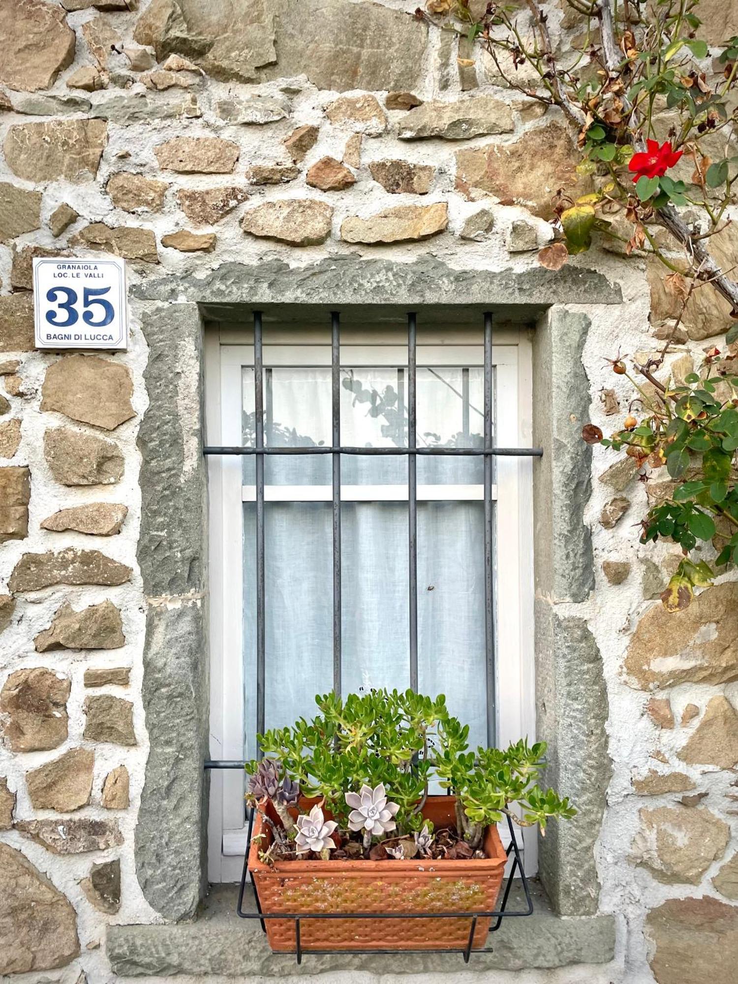 La Casa In Valli 35 バーニ・ディ・ルッカ エクステリア 写真
